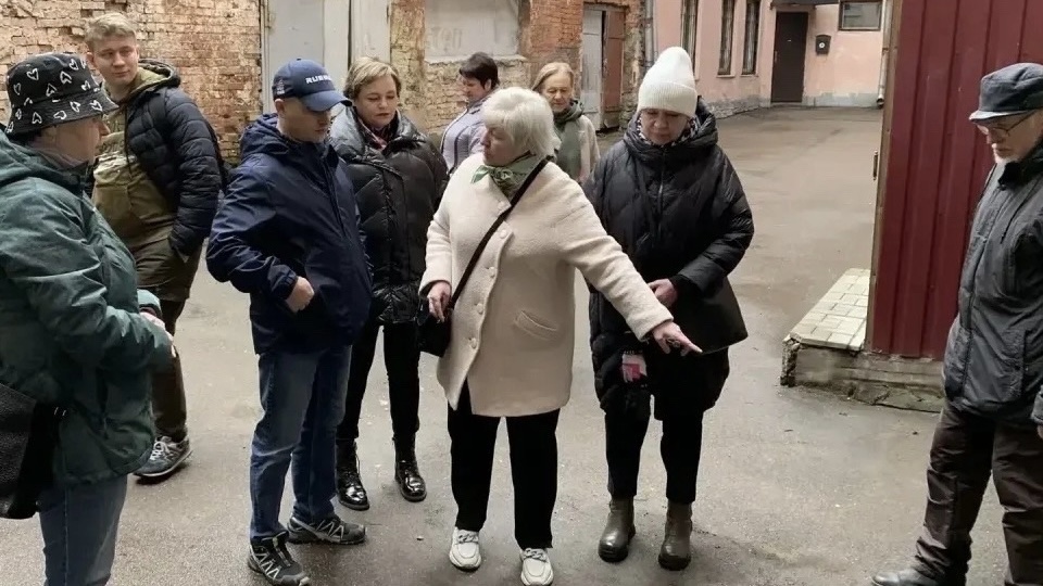 В Выборге проинспектировали ремонт и содержание жилья