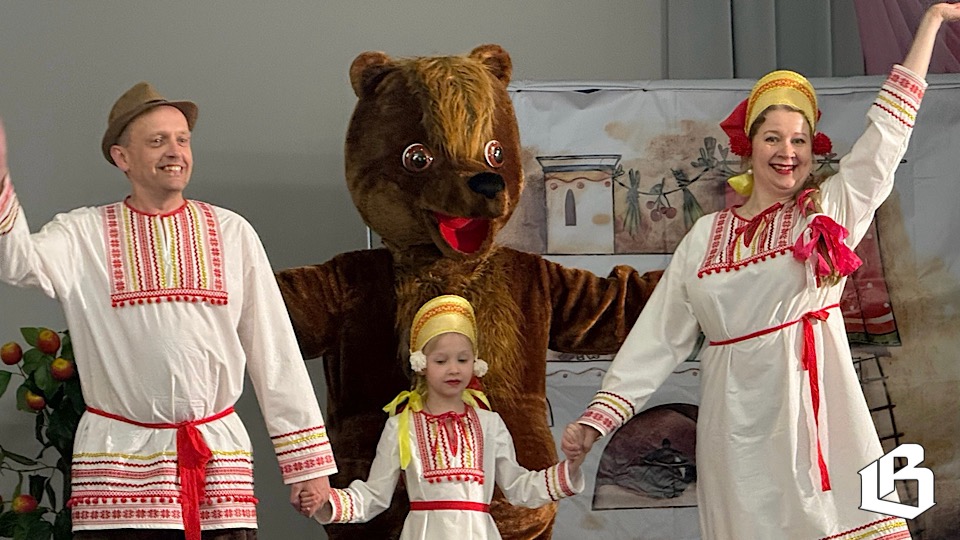 Единство большой страны в семейном театре