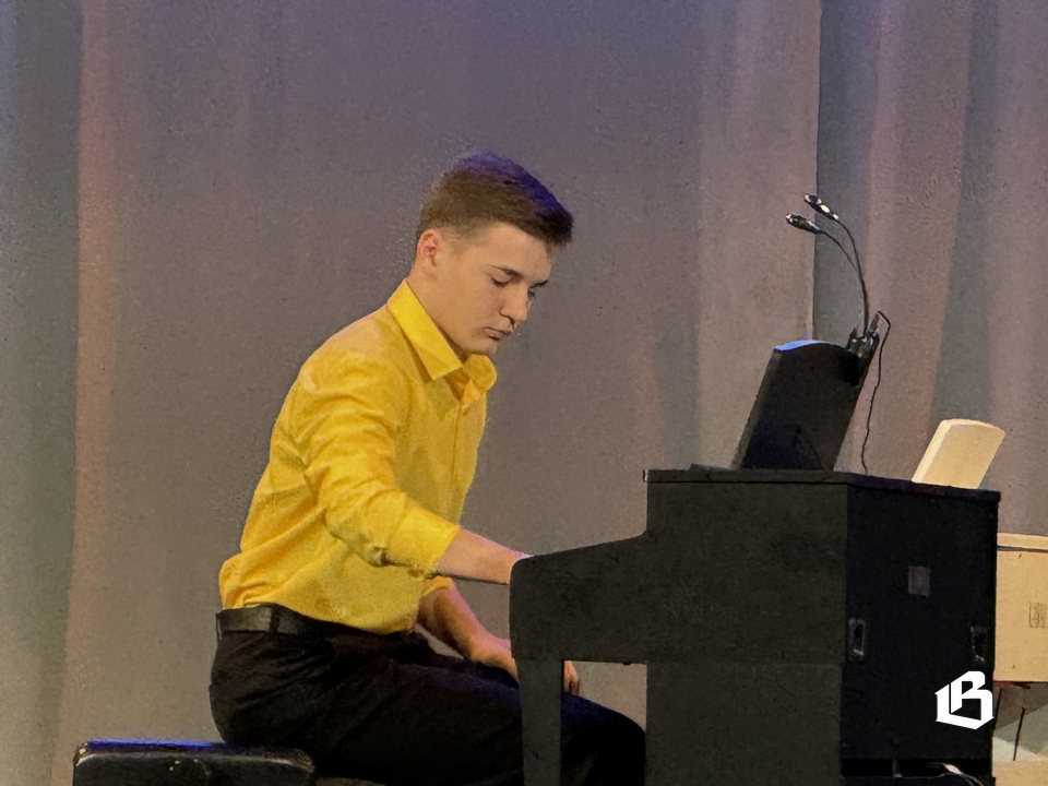 В городском Доме культуры прошёл заключительный этап конкурса «Выборгская весна»