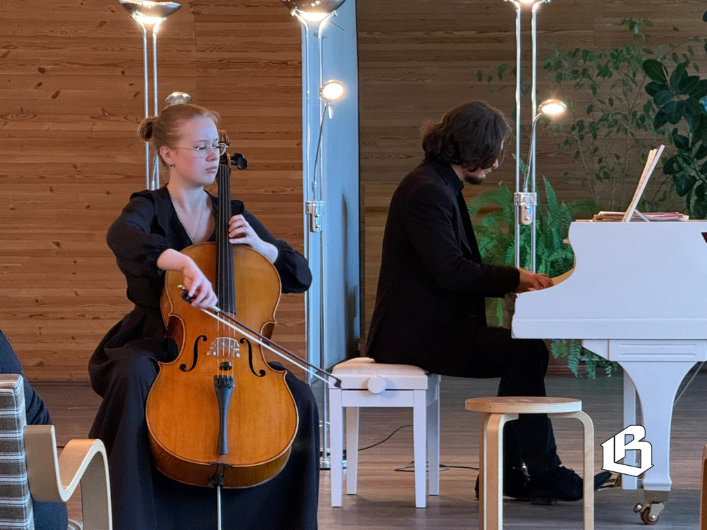 «Звуки весны в объятиях виолончели»