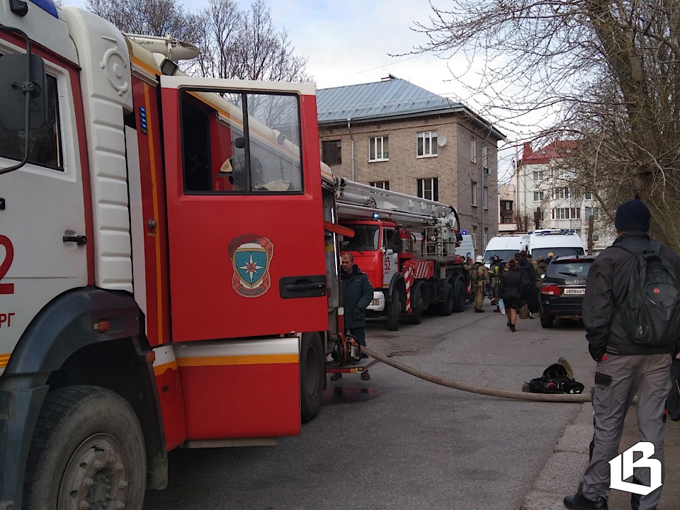 В Выборге случился пожар, есть жертвы