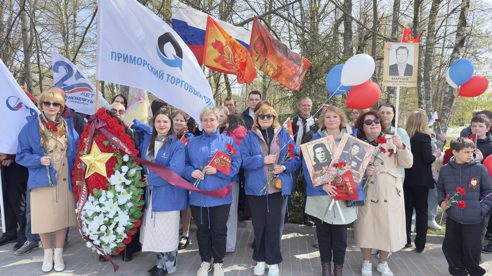 «Поклонимся великим тем годам!»
