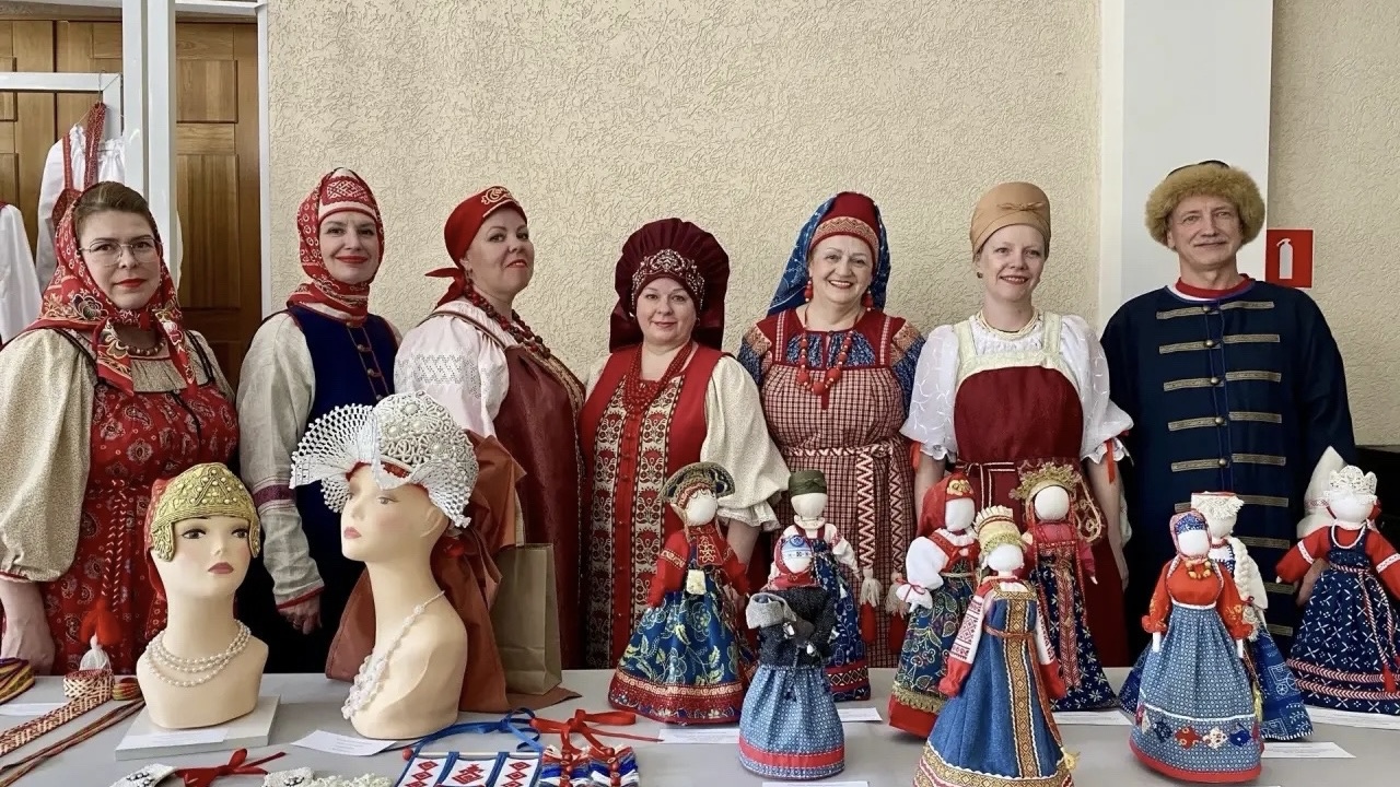 Традиции Ленобласти на подиуме