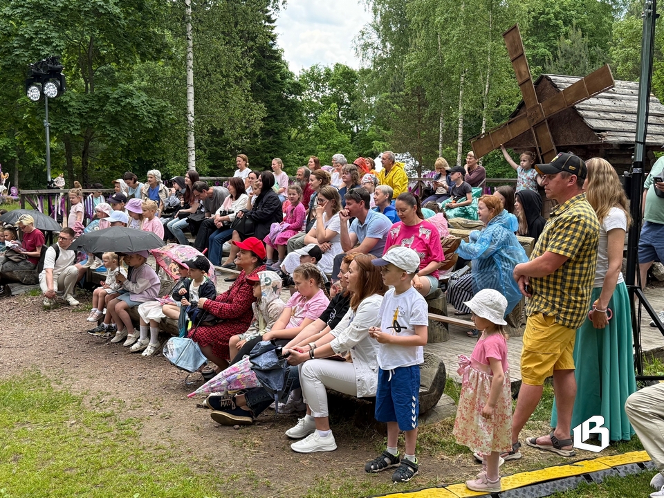 Сиреневый день в Монрепо: праздник, который объединяет поколения