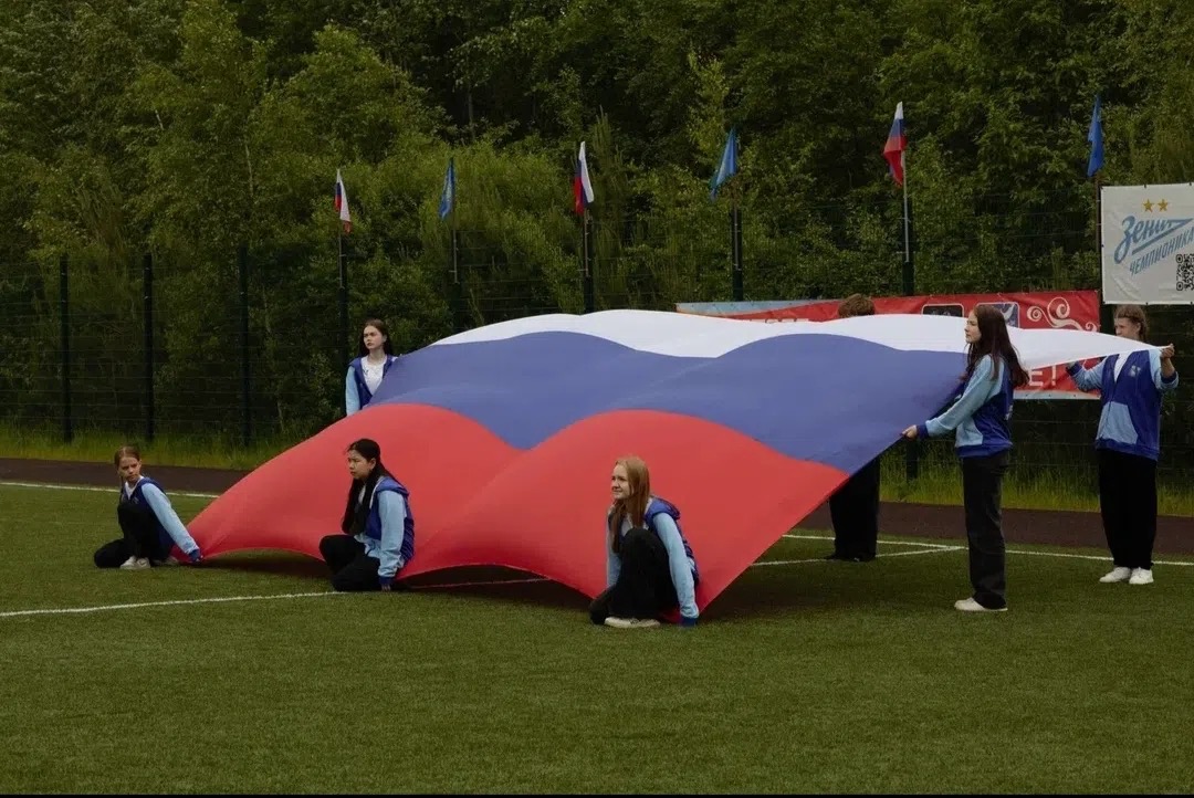 В День России в Полянах играли в футбол