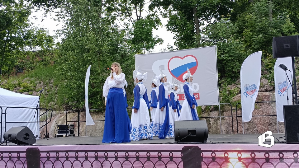 «Великое спасибо людям России!»