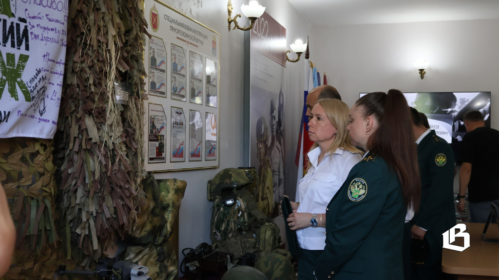 В Выборге торжественно открыли обновленную выставку, посвященную СВО