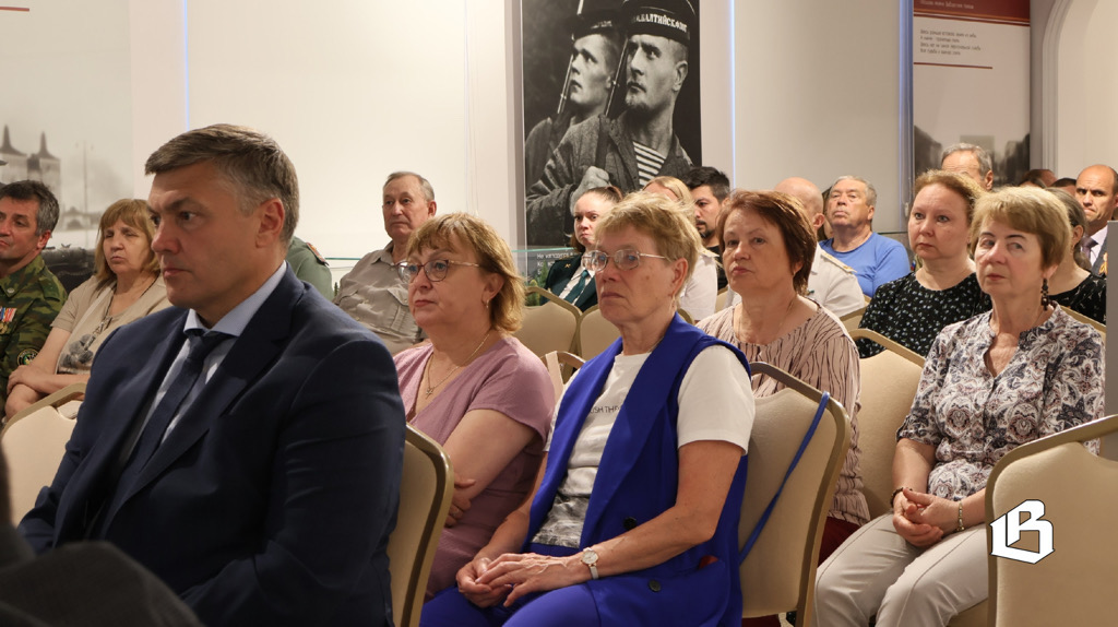 В Выборге торжественно открыли обновленную выставку, посвященную СВО