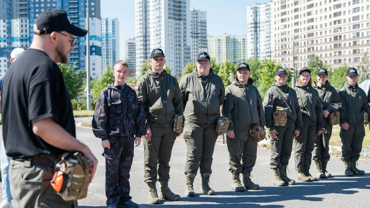 В Ленобласти начали готовить профессиональных волонтеров-спасателей