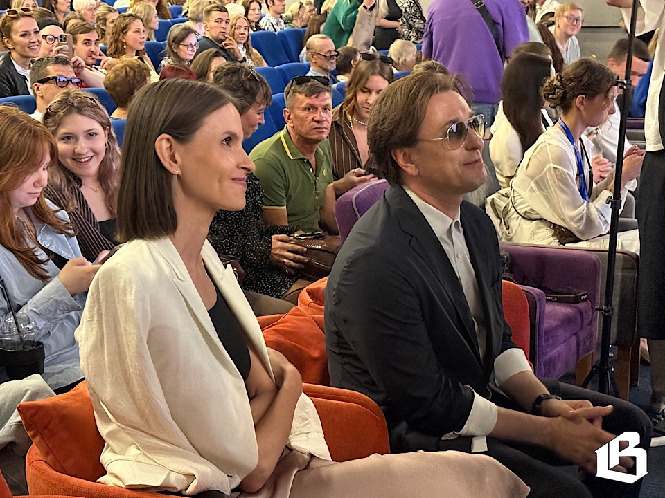 Сергей Безруков в Выборге: премьера фильма «Не по-детски»