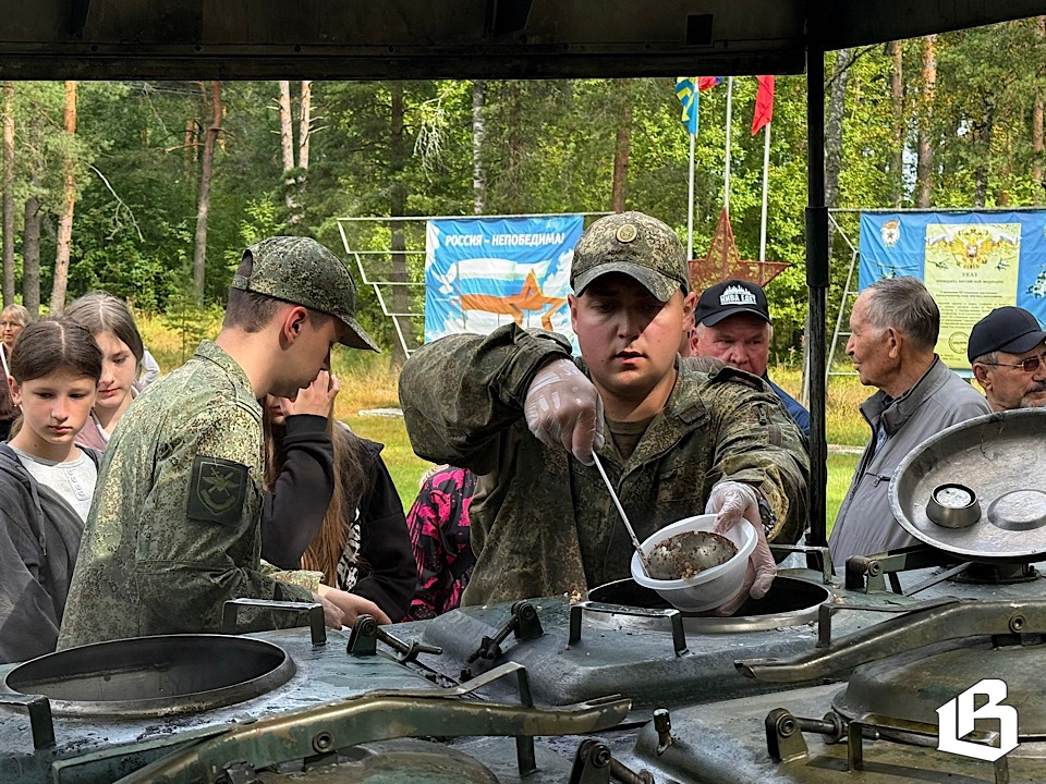 В Глебычево отмечают День Военно-воздушных сил