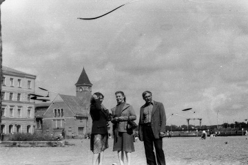 Собиратель памяти: как Иван Першин сохраняет историю Выборга в старых фотографиях   