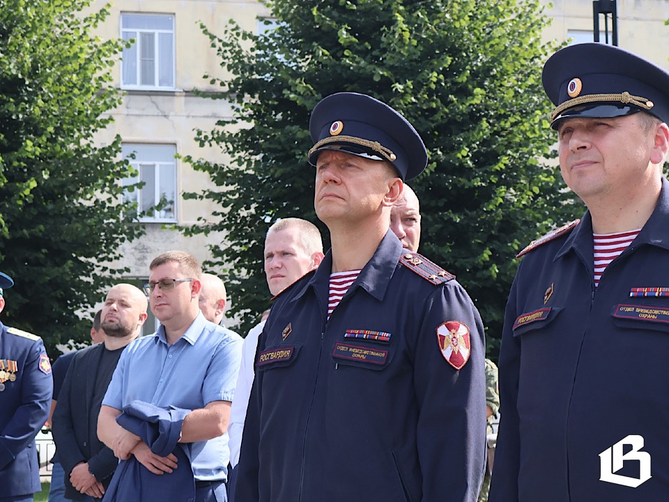 Аллея Героев Отечества открылась в Выборге