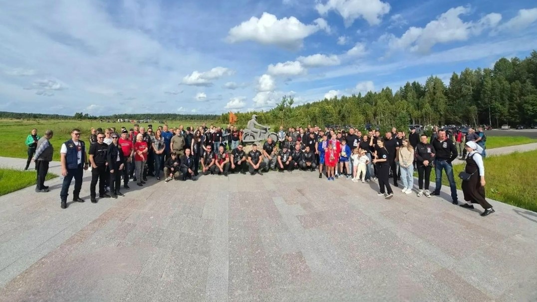 На Поле Пасхина почтили память защитников Выборга