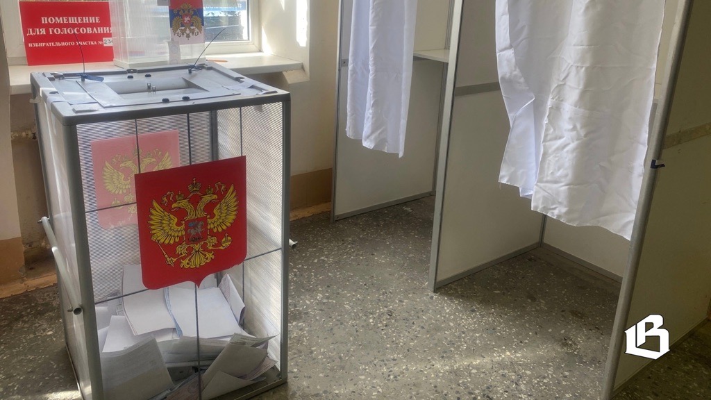 Выборг голосует: второй день на участке №236 проходит в рабочем ритме