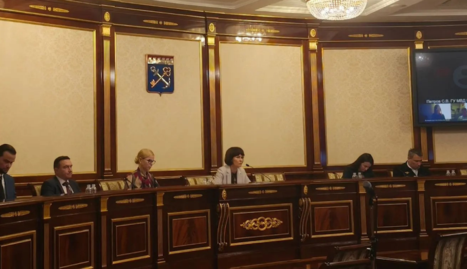 В Ленобласти обсудили меры противодействия коррупции