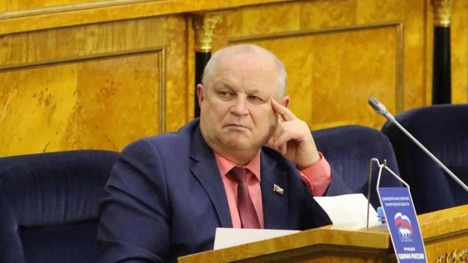 Олег Петров