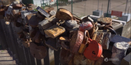 Выборжцы высказали мнение по поводу «свадебных замков» на Крепостном мосту