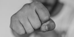 Удар кастрюлей по голове потянул на 5 с половиной лет колонии