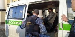 Судебные приставы выдворили с территории Ленобласти 60 нелегальных мигрантов