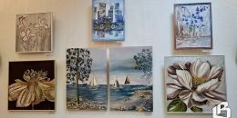 В галерее «ЗнакЪ» сегодня дебютировала создательница интерьерных картин из Черкасово 