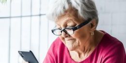 Выборгская прокуратура защитила права обманутой пенсионерки