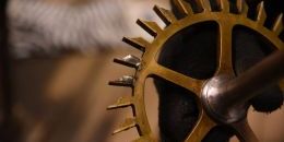 В Выборге опять идут старинные часы