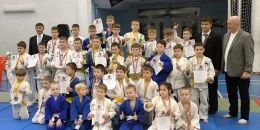 Выборгские борцы завоевали в Кингисеппе медали всех достоинств   