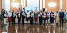 Учителя Выборгского района получили заслуженные награды 