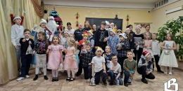 Юных подопечных КЦСОН «Выборг» сегодня поздравили и порадовали судебные приставы