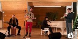 Музыка в оттиске. В Аалто объединили арт-рок и графику