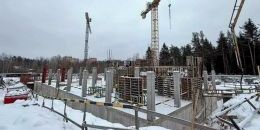 Прокуратура встретилась с подрядчиком, возводящим поликлинику в Южном микрорайоне