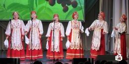 В Выборге прошел районный фестиваль «Споёмте, друзья!»