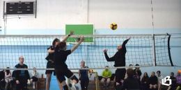 Праздничный волейбол в Выборге: «солянка», молодёжь и ветераны