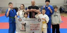 Выборгские кудоисты завоевали бронзу на традиционных состязаниях в Пскове 