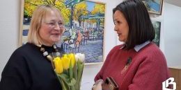 Выборгская художница посвятила выставку Международному женскому дню