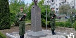 В Выборгском районе установили памятник герою-пограничнику