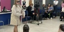 Социальный фонд поддерживает владельцев собак-поводырей