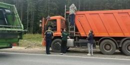 В Выборгском районе проверили более 30 перевозчиков отходов