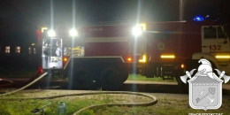 Два спальных корпуса в пепле, но дети уже в безопасности