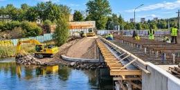 Ремонт моста на Балашовском шоссе: идёт армирование плиты